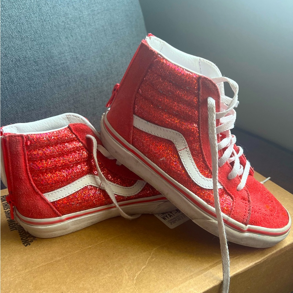 Girls Size 2 Pink Sparkle high top Vans